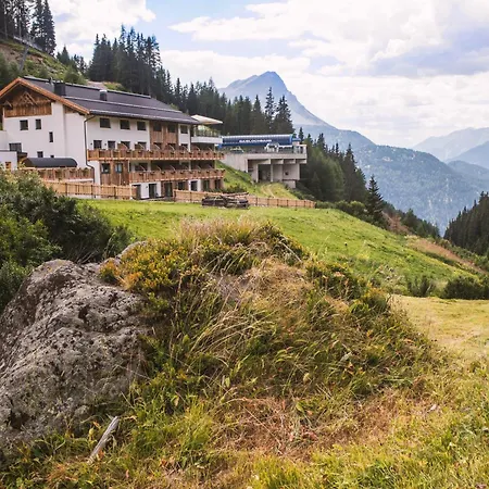 Bergresort Jochelius Ski-in & Ski-out 3* Nauders