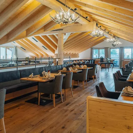 Hotel Bergresort Jochelius 3*