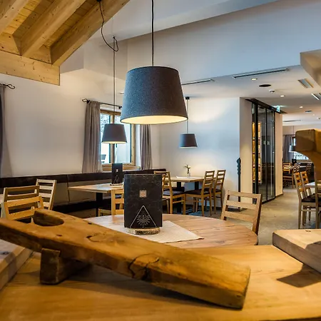 Hotel Bergresort Jochelius Ski-in & Ski-out 3*