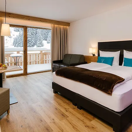 Hotel Bergresort Jochelius Ski-in&ski-out 3*