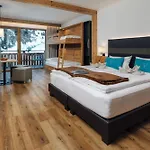 Hotel Bergresort Jochelius Ski-in & Ski-out 3*