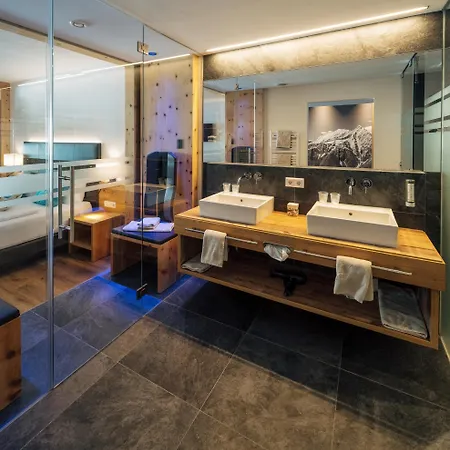 Jochelius - Bike In & Bike Out - Mountain Hideaway 3* Nauders